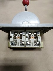 Hubbell Type 4211 120 Volts Mounted Switch….F126