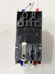 MITSUBISHI NF50-SVFU NF50-SVFU305 5A 3P 200VAC 50/60HZ 240VAC