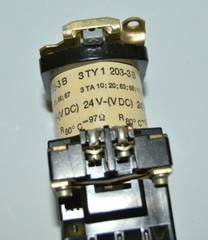 SIEMENS Hilfsschutz 3TA63 07-4BB Industrial Relay Contactor 24V, 6NO + 2NC MAAG