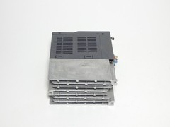 Mitsubishi FR-D720S-042-NA Drive Inverter 4.2A 200-240V 3PH D700