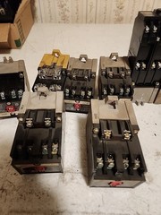 LOT OF 8 ALLEN BRADLEY 700-P400A1 /B RELAY 10A 600VAC 700-P200A1 Bulletin 700P