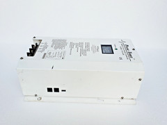 NEWMAR PHASE THREE PT-24-20U Three Stage Smart Charger 24 VDC/ 20 A Marine Grade