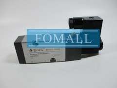 1Pcs For EMC solenoid valve RV5231-08QM DC24V AC220V NEW