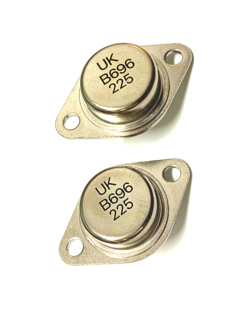 LOT OF 2 2SB696 Original New Sumitomo Silicon PNP Power Transistor