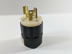 Leviton 4570-C | NEMA L6-15 black white locking plug 15A 250V 2P 3W
