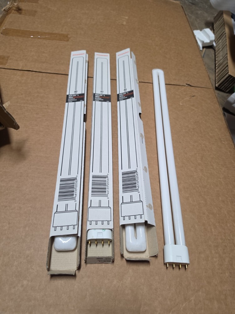Lot Of 4 Sylvania 20585 Dulux L Ecologic Compact Fluorescent 40W 4-Pin. NOS