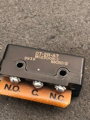 MICRO DT-2R-A7 MICROSWITCH, 10A DPDT, PIN PLUG, 173413