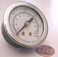1505 BARKER AIR AND HYDRAULICS PRESSURE GAUGE 1 1/2″ DIAL, 30 PSI, KG BLACK PAIN