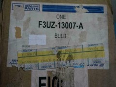 Ford F3UZ-13007-A F3UZ13007A Headlamp Bulb-R NEW NOB