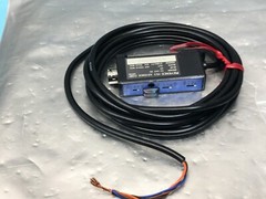 KEYENCE FS2-60 FIBER PHOTO ELECTRIC SENSOR (FS2-60), 162318