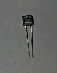 NOS MBD701 semiconductor RF Diode Schottky Single 70V 280mw TO-92