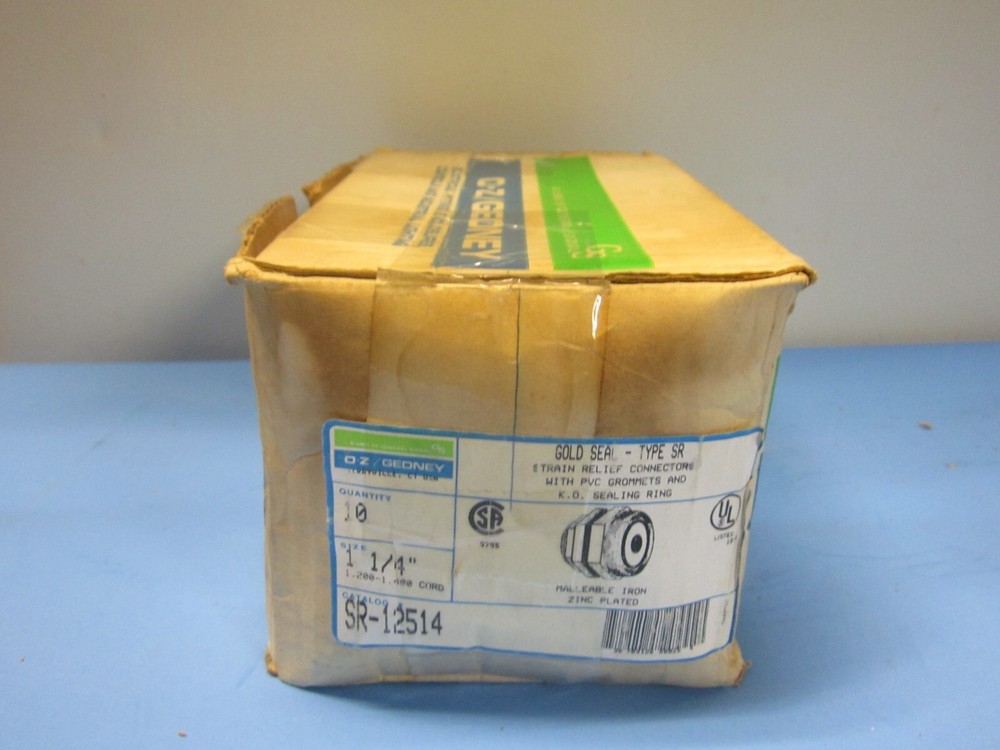 Oz Gedney SR-12514 Gold Seal 1 1/4″ Strain Relief Connector Lot of 15 NIB