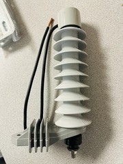 NEW Eaton UHS24108A1A1B1A UltraSil Housed VariStar Surge Arrester 24KV 19.5 MCOV