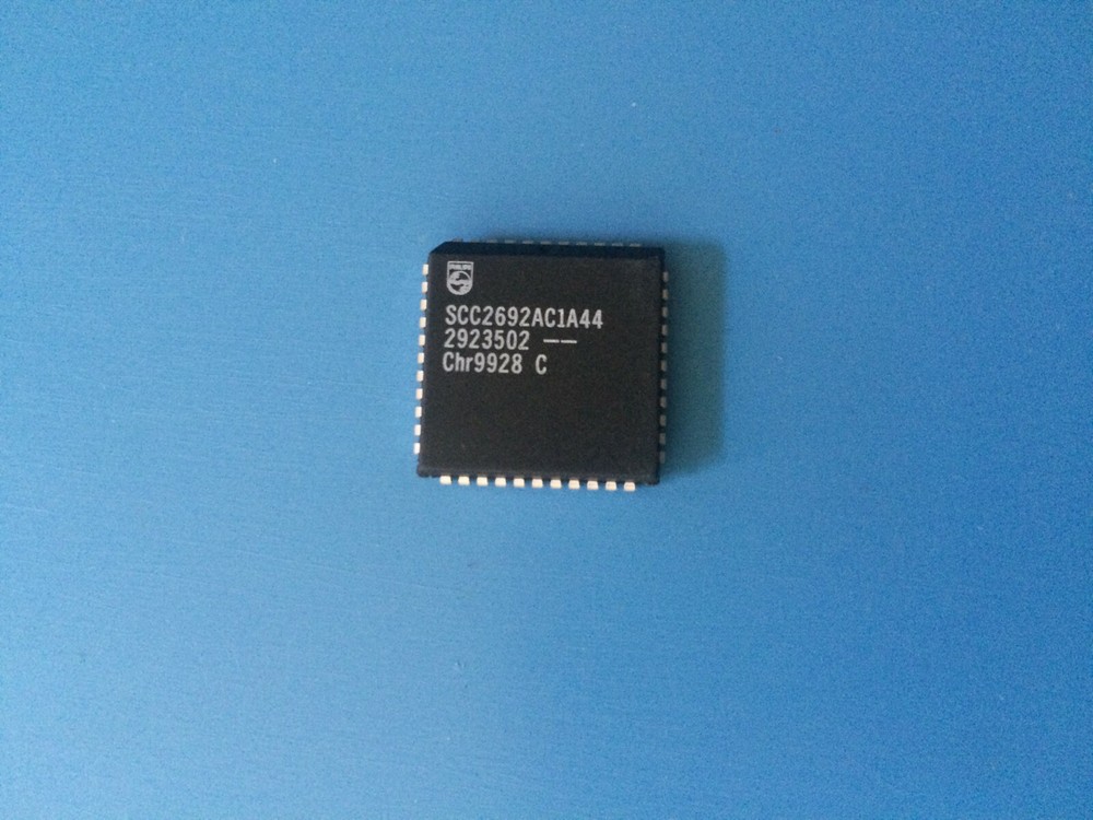 SCC2692AC1A44 PHILIPS UART Interface IC 2CH. 5V IND. UART PLCC-44