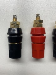 Binding Post, Pomona, 30A 1500 V Gold Plated Brass; Nylon,2 Red+2 Black..B20-1
