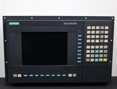 SIEMENS 840D OP 031 LCD Monochrome STD-LAY 6FC5203-0AB10-0AA1 24VDC 20.4…28.8V
