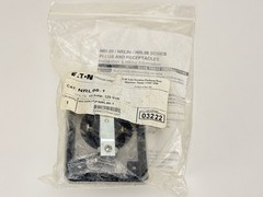 Eaton Crouse-Hinds NRL96-1 , 15 A , 125 V Receptacle