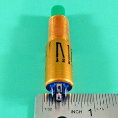 OAK PUSH SWITCH # 616-6 GREEN SPDT 5 AMPS 28 VDC 115 VAC