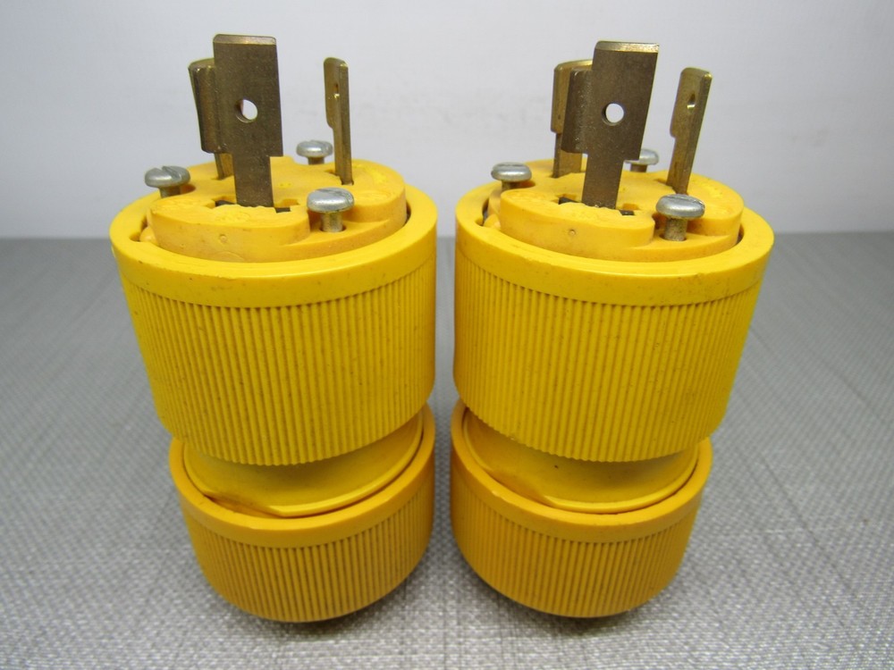 General Electric 20A.600VAC L9 Twist Lock Male Plug Lot of 2