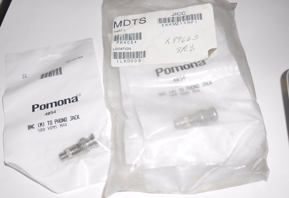 LOT OF 8 POMONA 4054 BNC[M] TO PHONO JACK 500 VRMS MAX
