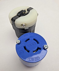 AHCL1820C Arrow Hart Eaton Locking Connector L18-20R, 20A NEW-FREE SHIPPING