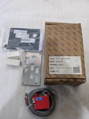 Eaton M12CS Circuit Breaker Accessory Motor Operator Kit Industrial Electrical