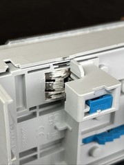 Wohner 32018 Busbar Adapter 160A 3P – NEW Salvaged (Crack In Frame)