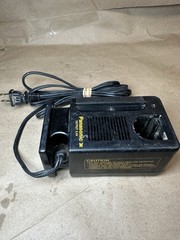 Panasonic RE503 Battery Charging Station 120V 110mA Input, 2.4VDC 1.4A Output