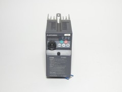 Mitsubishi FR-D720S-042-NA Drive Inverter 4.2A 200-240V 3PH D700