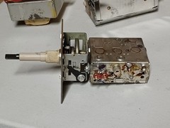 Vintage Sylvania Technical School Electronic Parts Switches Etc. Switches Etc.