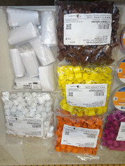 6 mixed bags Siemon CCC-0.63-C10-OR Color Coded Cuff, Bag of 100, Orange