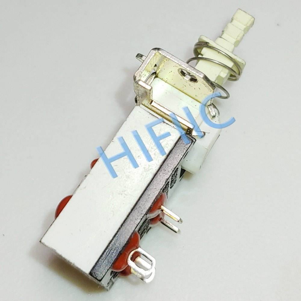 1PC Pushbutton Switch 5A/80A 250VAC 4 Pins ON-OFF Maintained SS-160-3