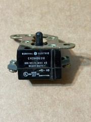 CR2940U310 GE Heavy Duty Contact Block with mounting plate 600 Volt AC