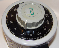 YAMABISHI ELECTRIC VOLT SLIDER/VARIABLE TRANSFORMER/VARIAC! TYPE S-260-3 260V/3A