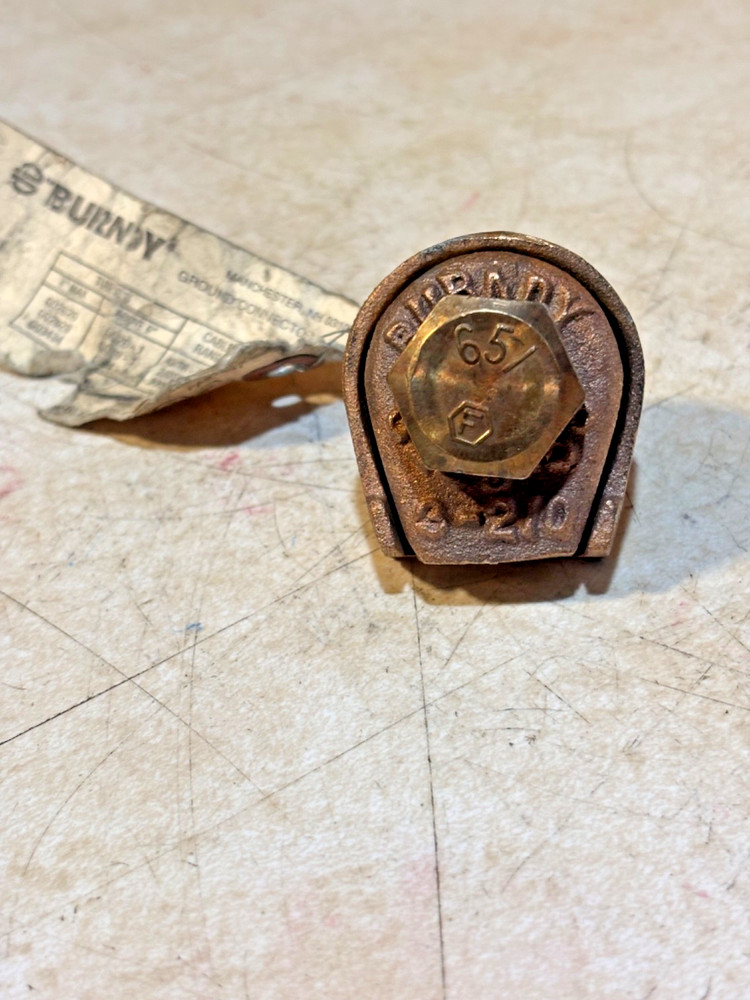 Burndy GZ26-58, 3 to 2/0 AWG Str, 5/8 Stud, Mechanical Grounding Connector, 1 pc