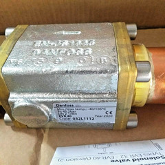 1PC- Danfoss 032L1112 Solenoid valve, EVR 40,Solder, ODF,2 1/8in- NEW