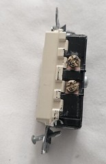 Leviton 5641-W Beige Combination 2 Switches 1 Single Pole & One 3-Way