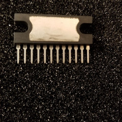 MB3731 Fujitsu 18 W BTL Power Audio Amp, never used still in factory tubes!