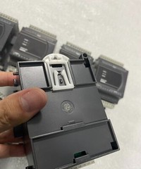 One Delta PLC DVP06XA-E2 Welcome counteroffer