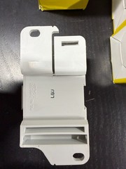 ERIFLEX UD-250A DISTRIBUTION BLOCK -ITEM#822