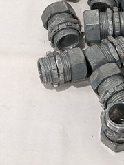 T&B Conduit Connector: For EMT, Die Cast Zinc, 1/2″ Trade Size Qty 20 TC211SC