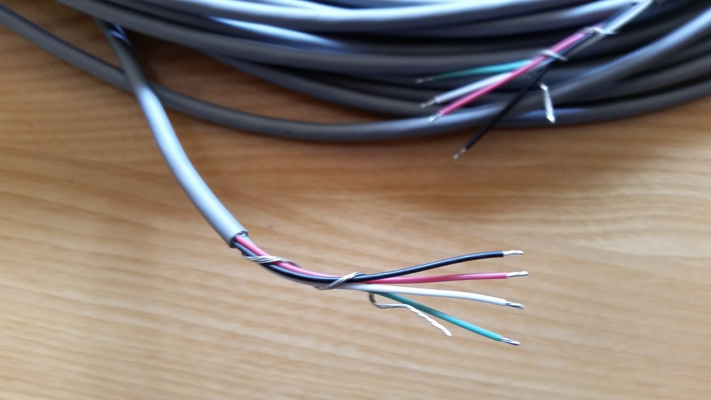 22awg/4c 4 conductor Shielded Stranded Wire Cable – 35ft Gray