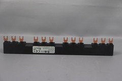 Siemens 2X 3RV1915-2CB 3-Phase Busbar 63A 690V Unused