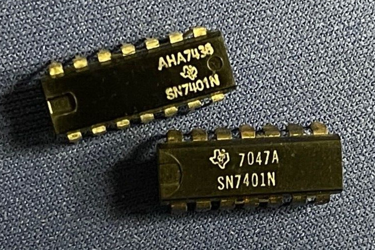 SN7401N TI 7401N 14-PIN DIP VINTAGE 1970/74 VERY COLLECTIBLE! ONLY 2 LEFT QTY-1
