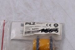PILZ PSEN 2.2p-21/LED/8mm switch 523121 MADE IN SWITZERLAND