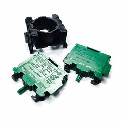 Allen-Bradley 800E-XL20 Contact Cartridge with Latch
