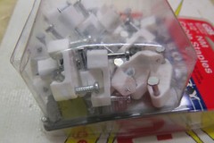 Gardner Bender PSM-1550, NM Cable Plastic Staples 1/2″, pkg of 25, masonry