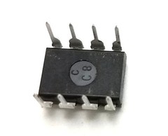10PCS MC1458P MC1458 + Sockets – Dual Operational Amplifier IC