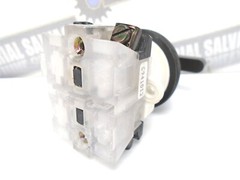 Westinghouse – PB2JEH1AB1B – 3 Position Maintained Selector Switch -(NEW in BOX)