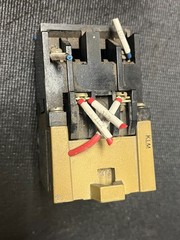 Allen-Bradley Bulletin 700 Type P Direct Drive Relay CA 700-P200A1 Ser A